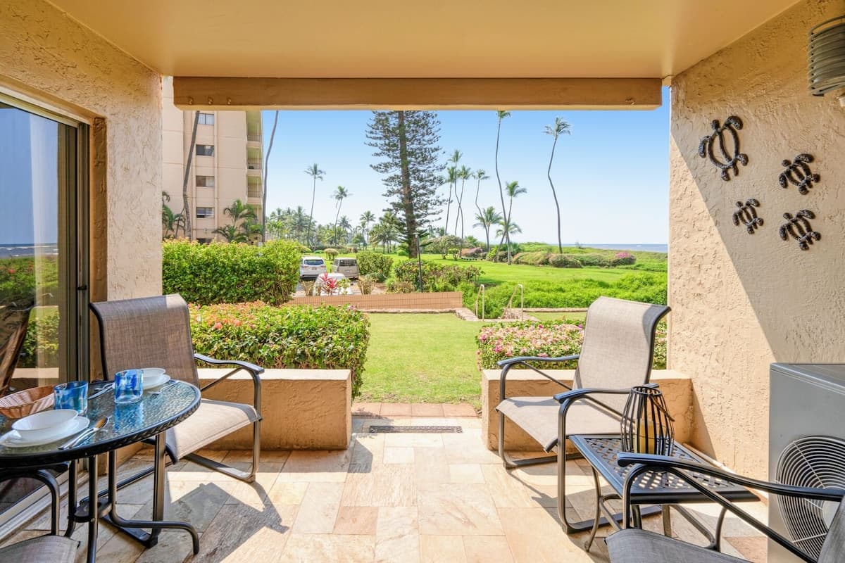 Condo in Kihei · ★4.77 · 2 bedrooms · 2 beds · 2 baths - Photo 1