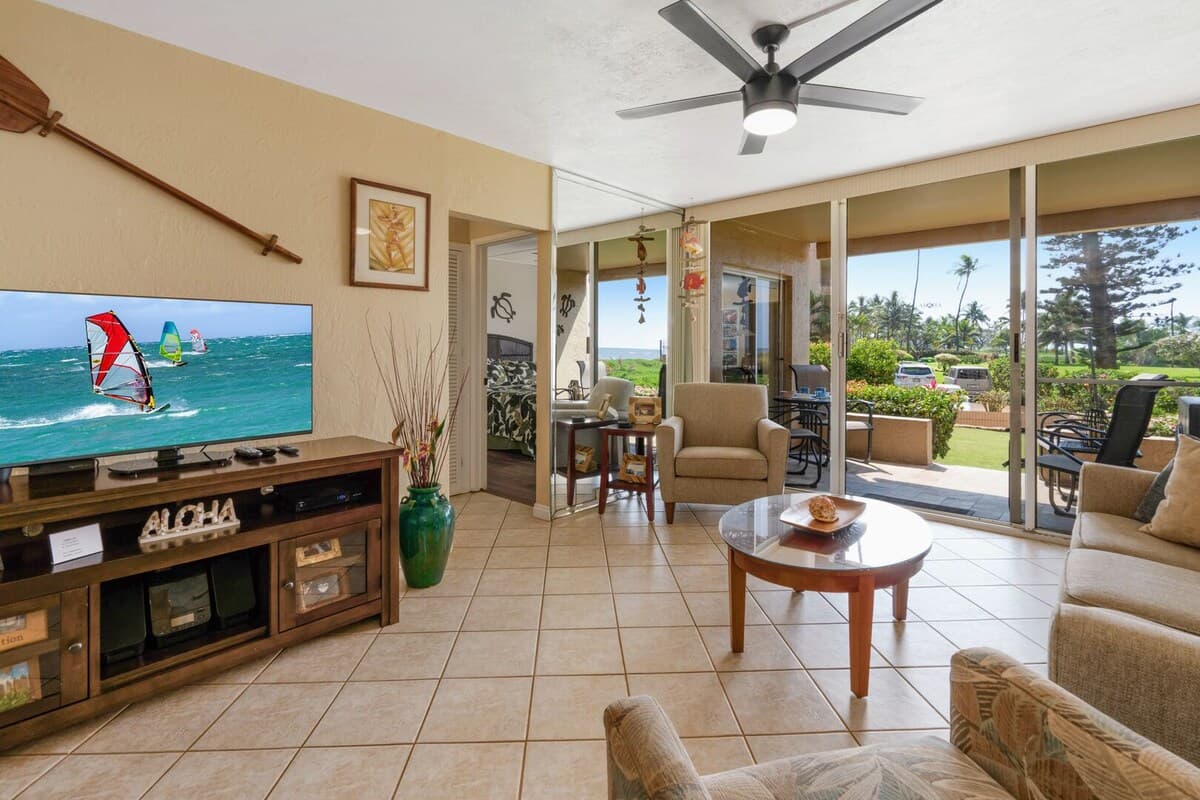 Condo in Kihei · ★4.77 · 2 bedrooms · 2 beds · 2 baths - Photo 2