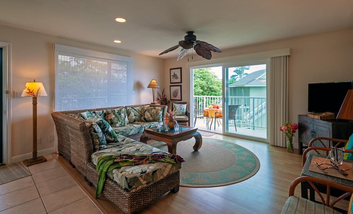 Condo in Princeville · ★4.84 · 2 bedrooms · 2 beds · 2 private baths - Photo 2