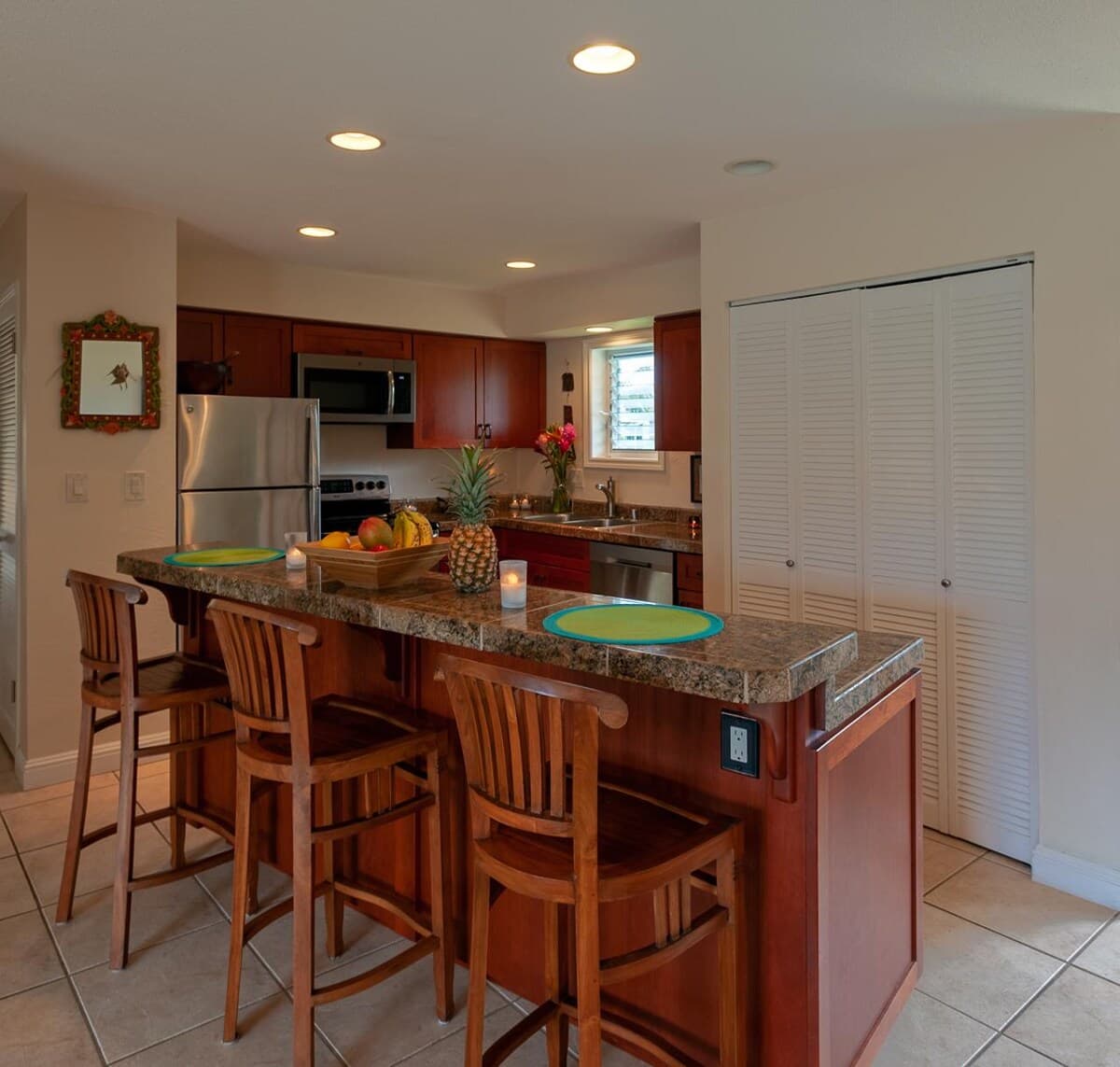 Condo in Princeville · ★4.84 · 2 bedrooms · 2 beds · 2 private baths - Photo 3