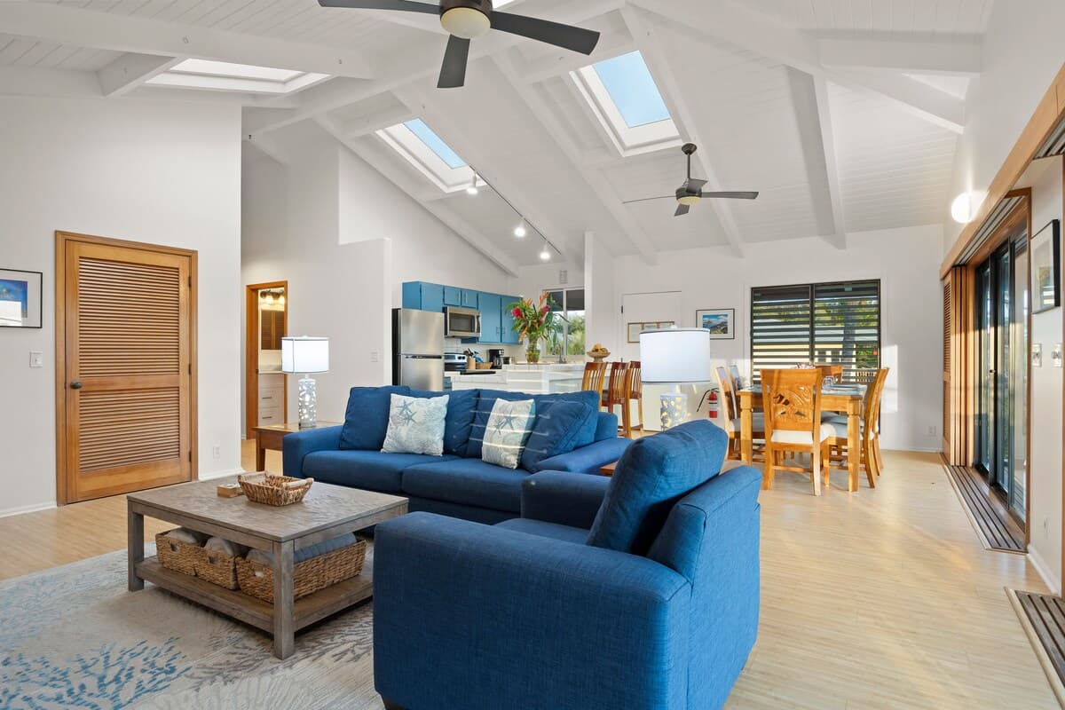 Home in Hanalei · ★4.94 · 2 bedrooms · 3 beds · 2 baths - Photo 2