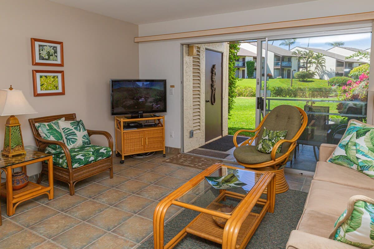 Condo in Kihei · ★4.5 · 1 bedroom · 2 beds · 1 private bath - Photo 5