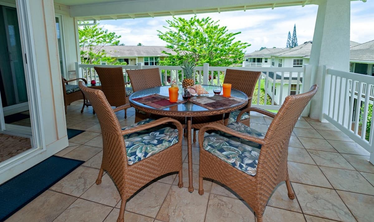 Condo in Princeville · ★4.73 · 3 bedrooms · 4 beds · 3 private baths - Photo 2