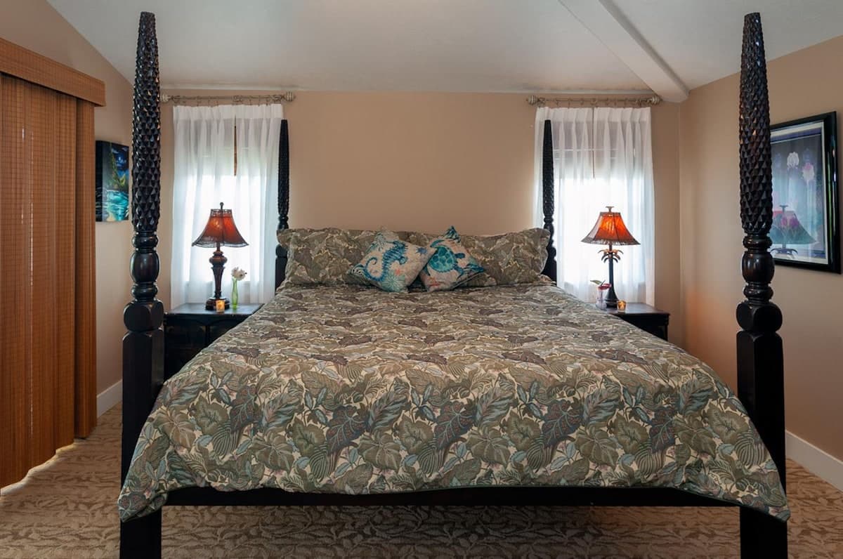Condo in Princeville · ★4.73 · 3 bedrooms · 4 beds · 3 private baths - Photo 4