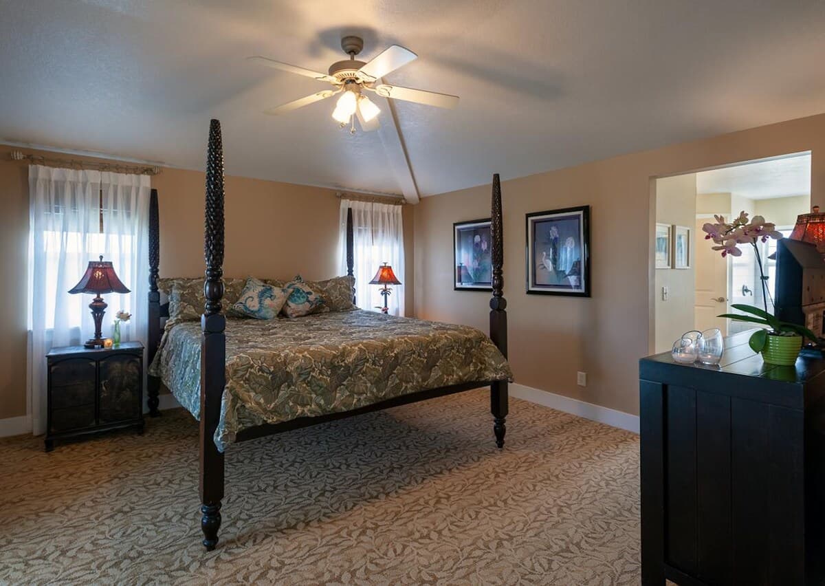Condo in Princeville · ★4.73 · 3 bedrooms · 4 beds · 3 private baths - Photo 3