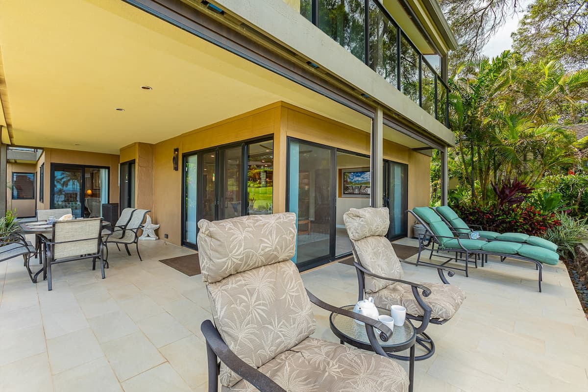 Condo in Kihei · ★4.93 · 2 bedrooms · 3 beds · 2 baths - Photo 3