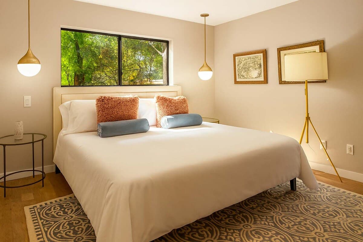 Newly Remodeled Sonoma Home with Skylights - Photo 2