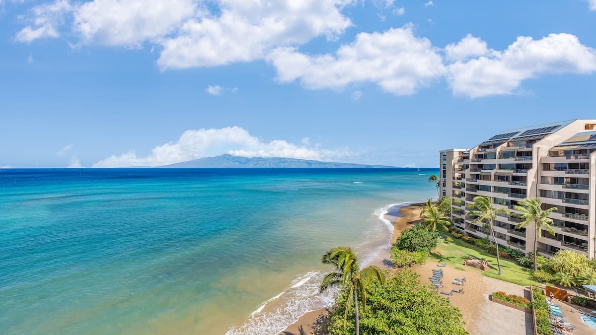 Condo in Lahaina · ★4.9 · 2 bedrooms · 4 beds · 2 baths - Photo 1