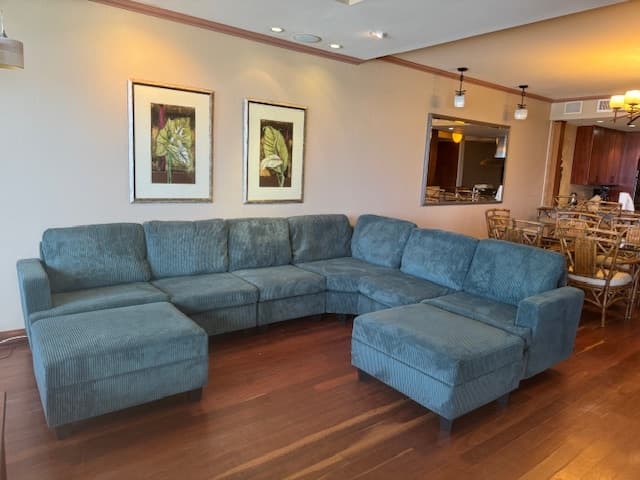 Condo in Lahaina · ★5.0 · 2 bedrooms · 3 beds · 2 baths - Photo 3