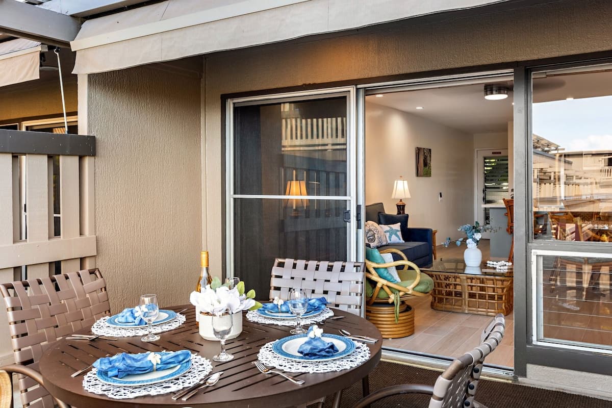 Condo in Lahaina · ★4.11 · 2 bedrooms · 4 beds · 2.5 baths - Photo 5