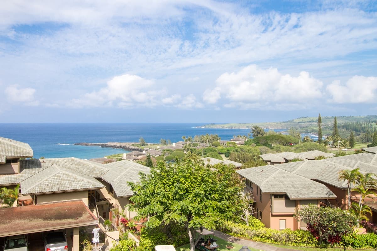Condo in Lahaina · ★4.59 · 1 bedroom · 2 beds · 2 private baths - Photo 1