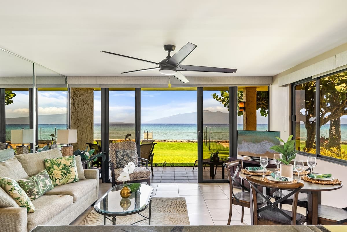 Condo in Lahaina · ★4.84 · 1 bedroom · 2 beds · 1 bath - Photo 5