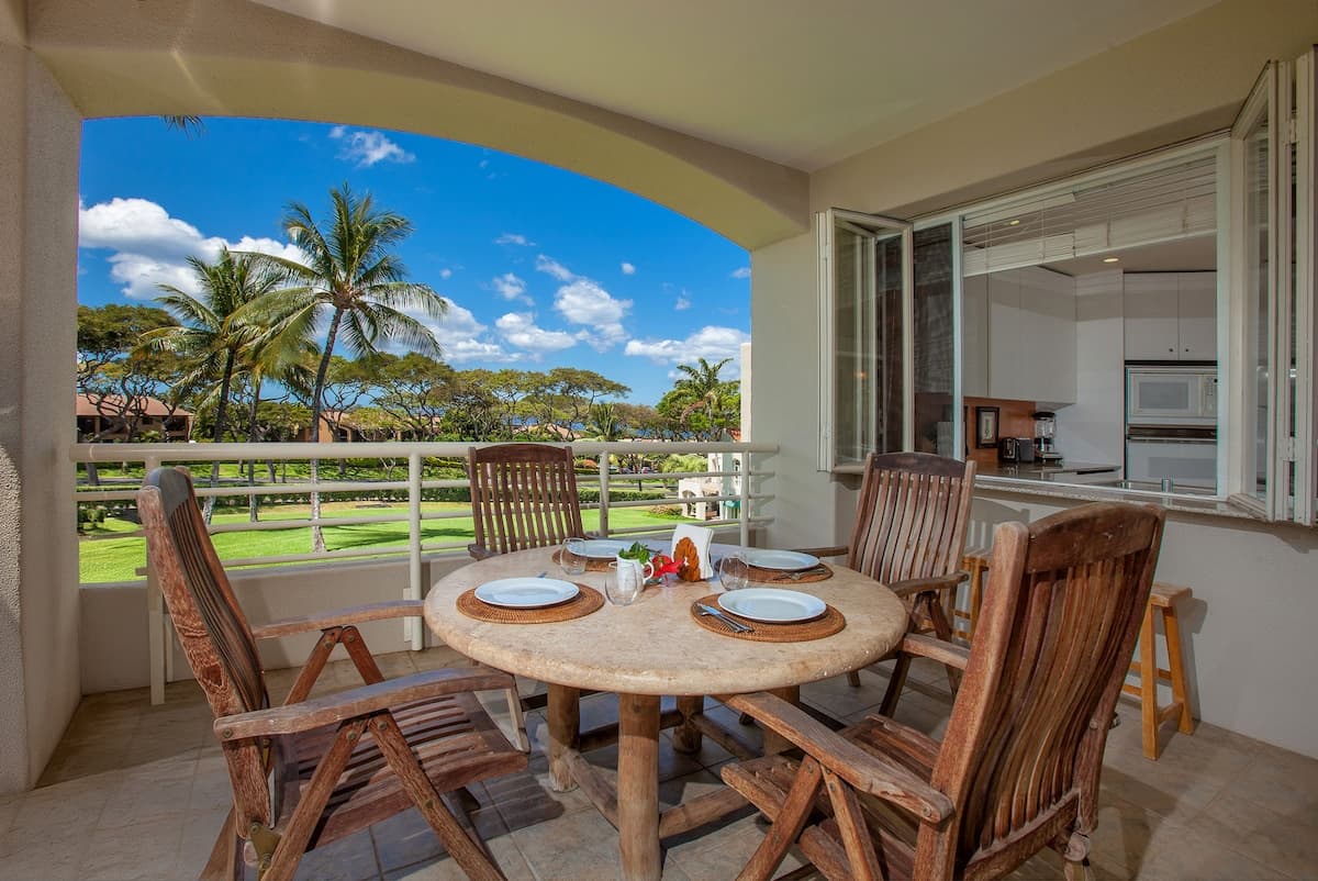 Condo in Wailea · ★5.0 · 2 bedrooms · 4 beds · 2 private baths - Photo 1