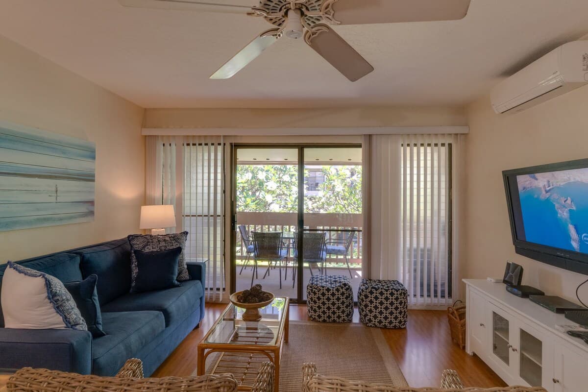 Condo in Kihei · ★5.0 · 2 bedrooms · 4 beds · 2 private baths - Photo 4
