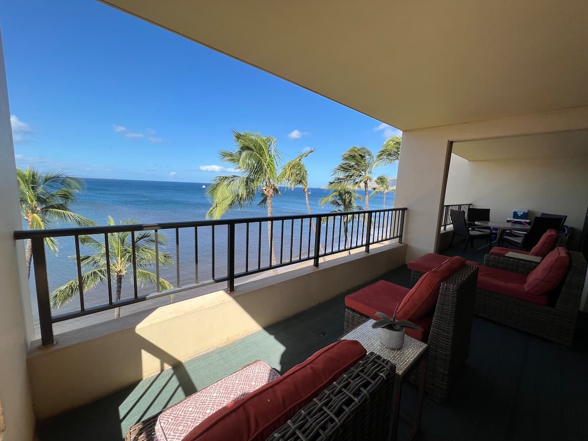 Condo in Kihei · ★4.75 · 2 bedrooms · 3 beds · 2 baths - Photo 1