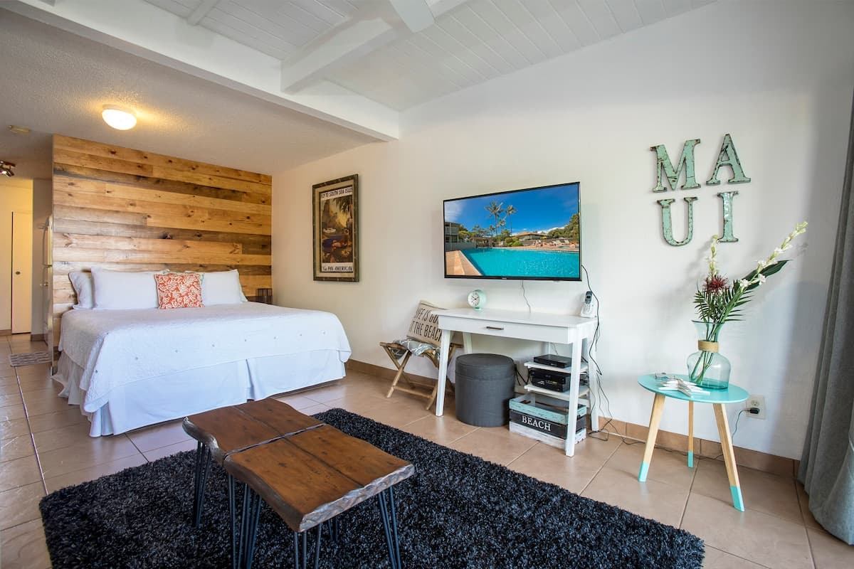 Condo in Kihei · ★5.0 · Studio · 2 beds · 1 bath - Photo 5