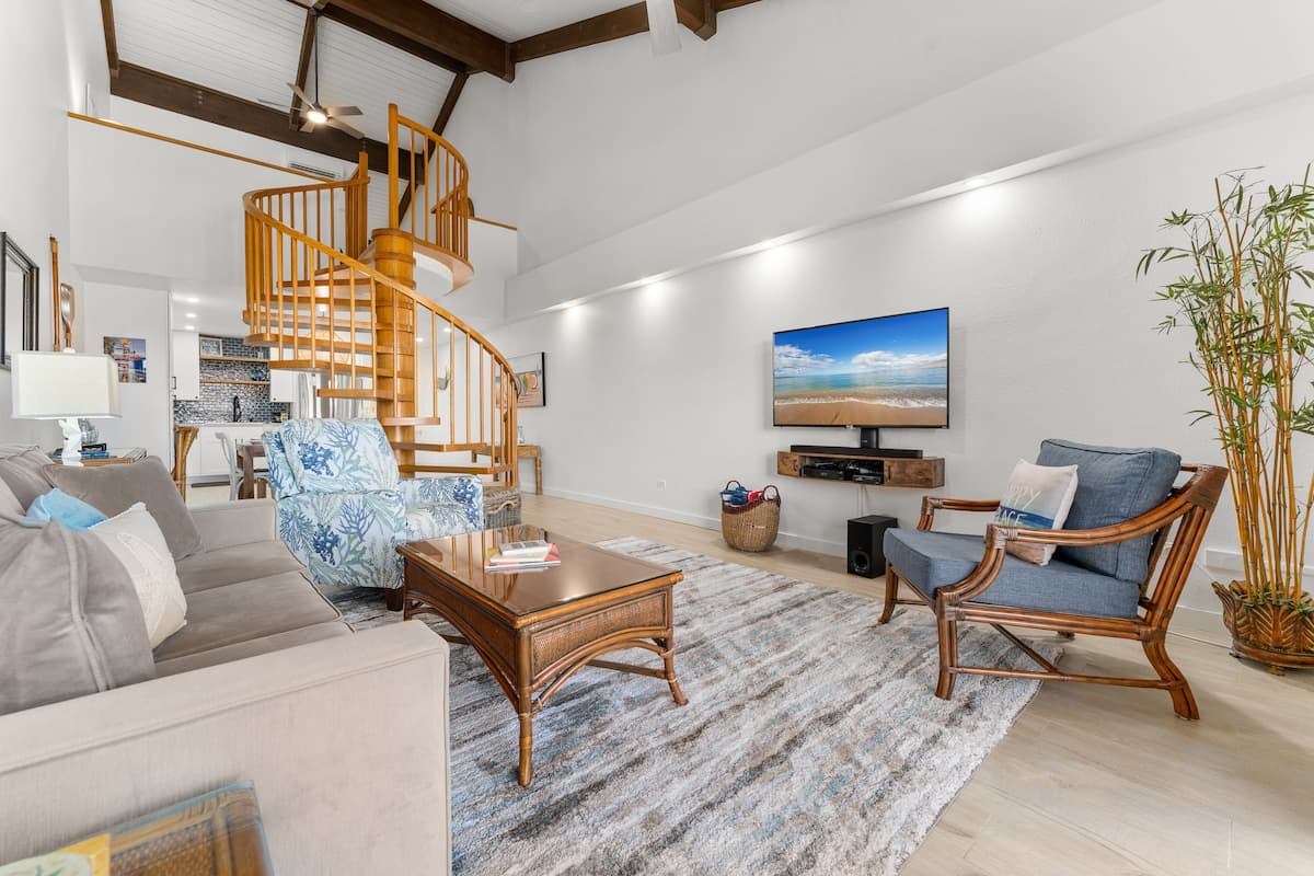 Condo in Kihei · ★5.0 · 2 bedrooms · 3 beds · 2 private baths - Photo 3