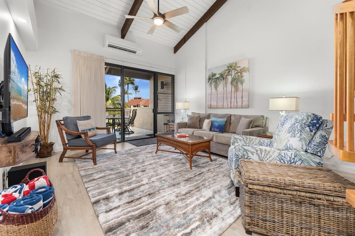 Condo in Kihei · ★5.0 · 2 bedrooms · 3 beds · 2 private baths - Photo 2