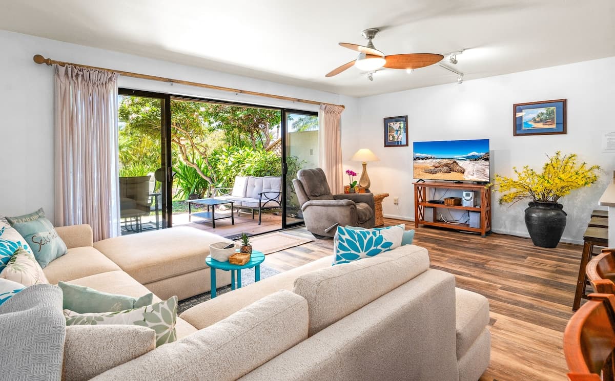 Condo in Kihei · ★4.88 · 2 bedrooms · 3 beds · 2 private baths - Photo 1