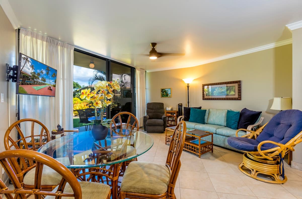 Condo in Kihei · ★4.89 · 1 bedroom · 2 beds · 1 private bath - Photo 1