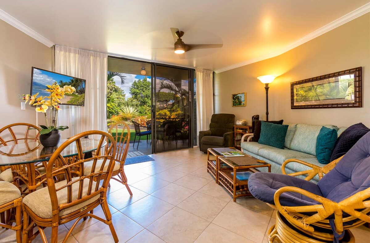Condo in Kihei · ★4.89 · 1 bedroom · 2 beds · 1 private bath - Photo 4