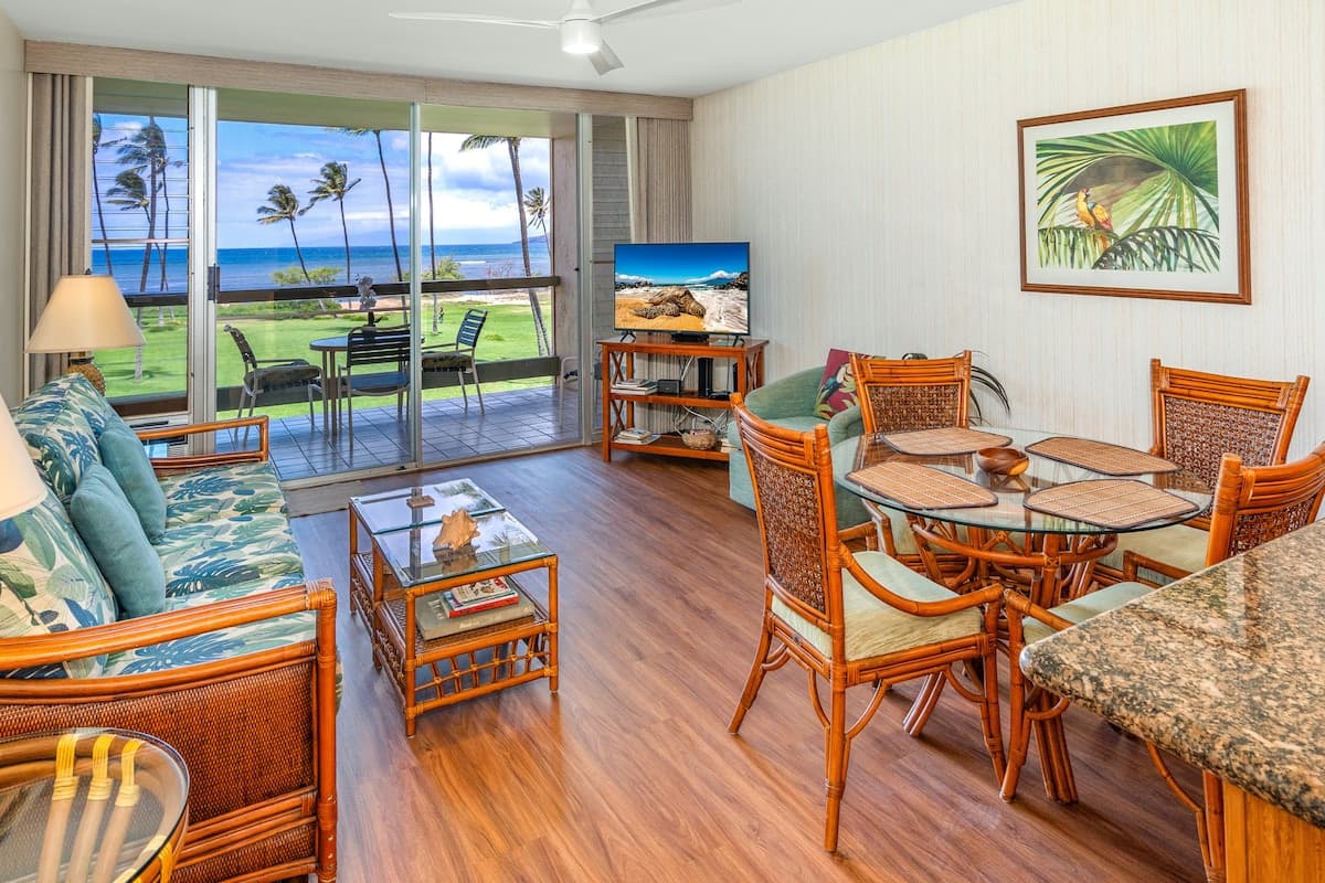 Condo in Kihei · ★4.73 · 1 bedroom · 2 beds · 1 private bath - Photo 2