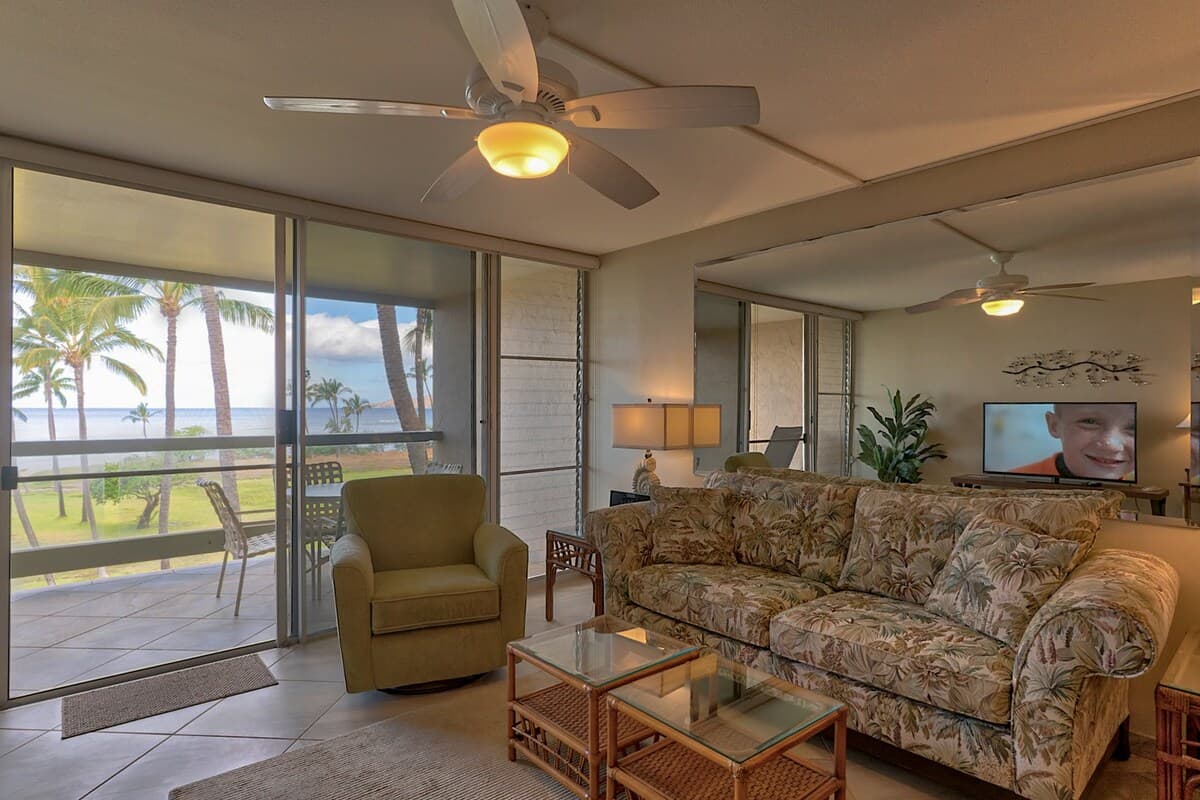 Condo in Kihei · ★4.0 · 2 bedrooms · 3 beds · 1 bath - Photo 5