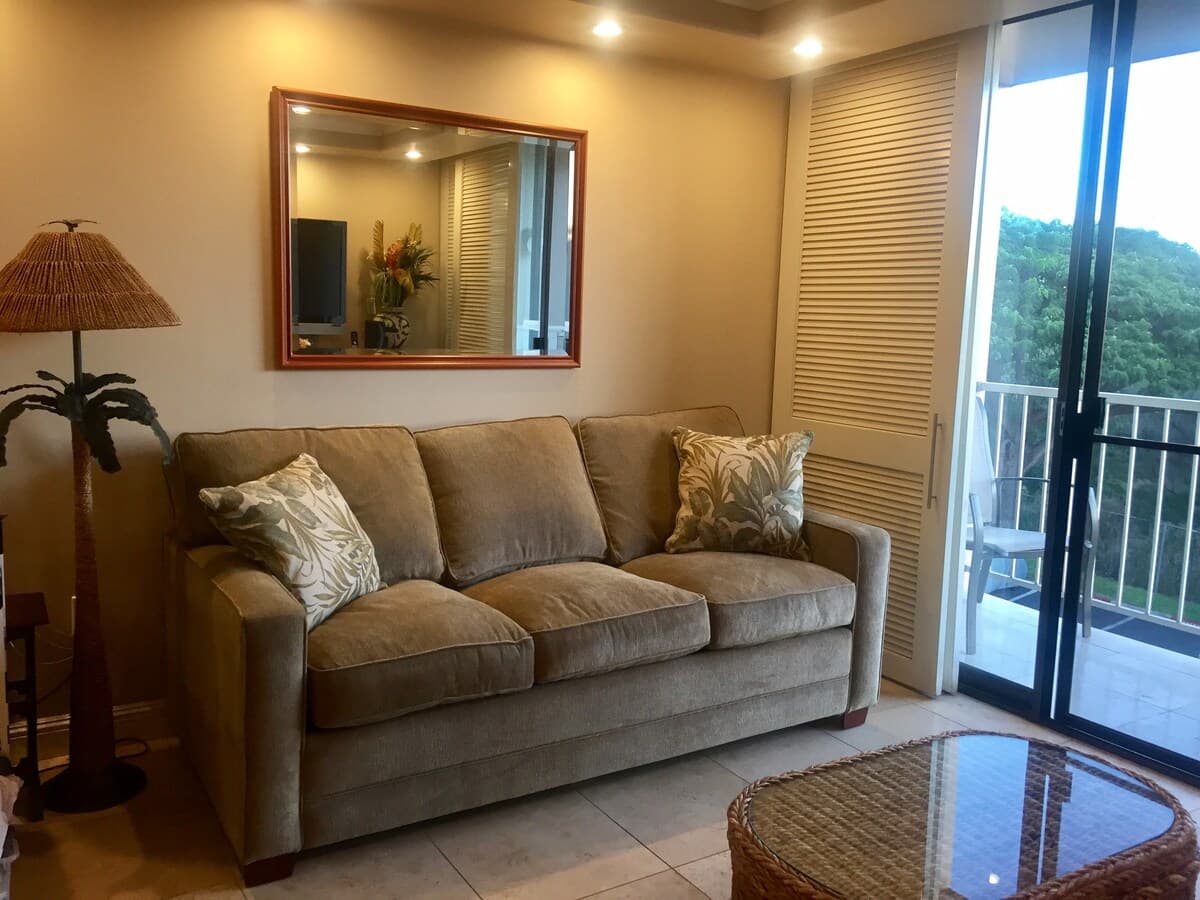 Condo in Kihei · ★4.88 · 2 bedrooms · 2 beds · 2 private baths - Photo 5