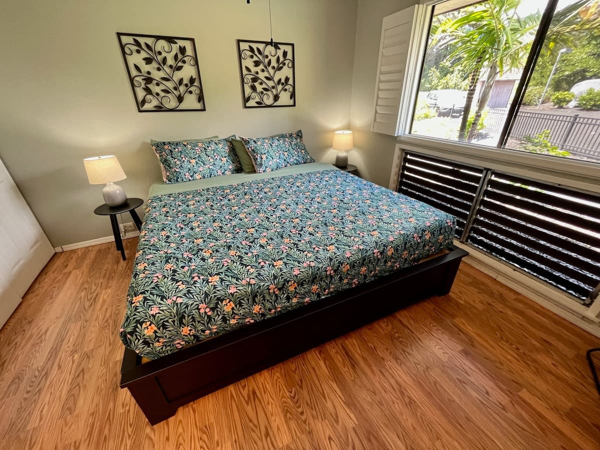 Condo in Pahala · ★4.69 · 1 bedroom · 2 beds · 1 bath - Photo 1