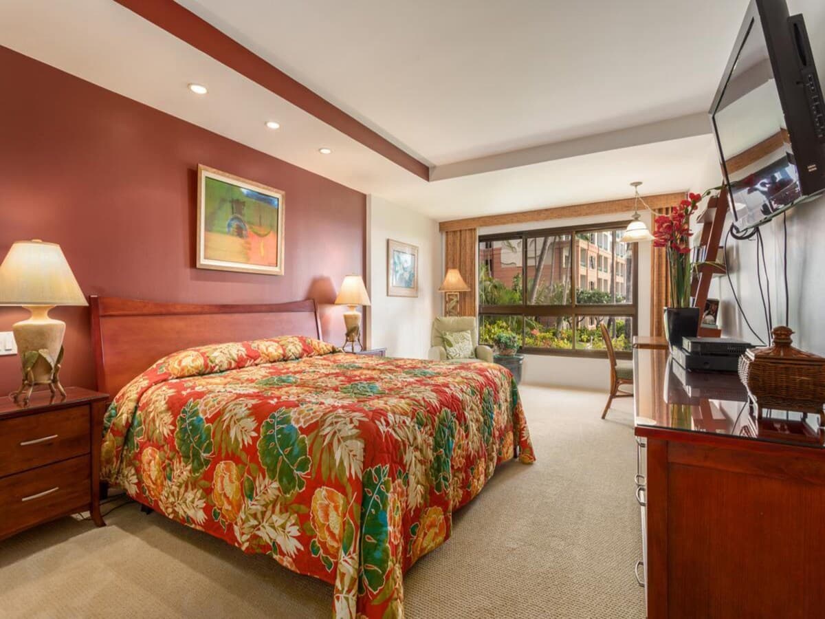 Condo in Kaanapali Beach · ★5.0 · 2 bedrooms · 2 beds · 2 baths - Photo 4
