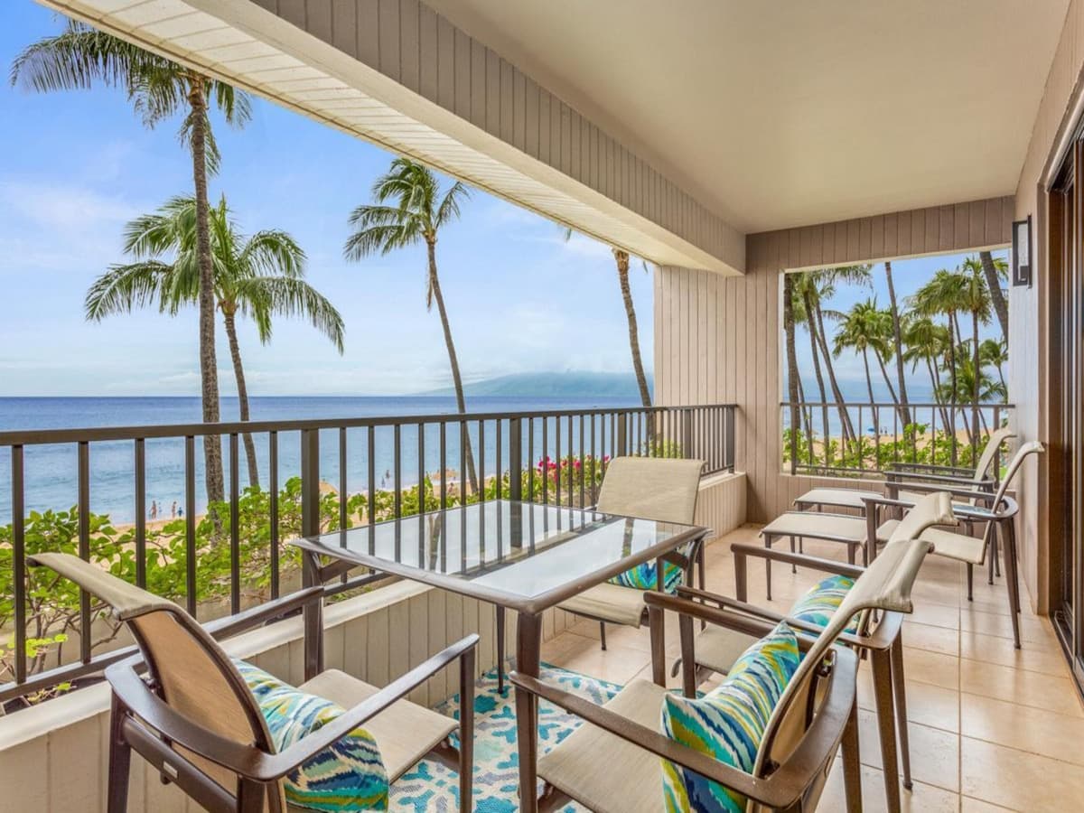 Condo in Kaanapali Beach · ★5.0 · 2 bedrooms · 3 beds · 2 baths - Photo 2