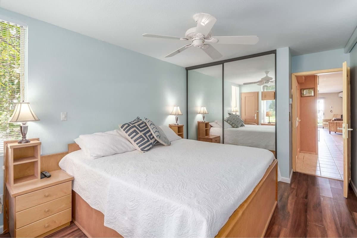 Condo in Kihei · ★4.88 · 1 bedroom · 2 beds · 1 private bath - Photo 4