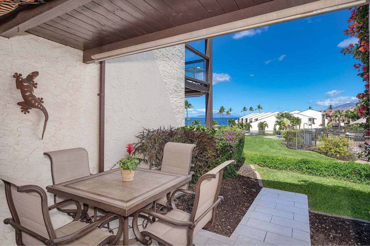 Condo in Kihei · ★4.88 · 1 bedroom · 2 beds · 1 private bath - Photo 1