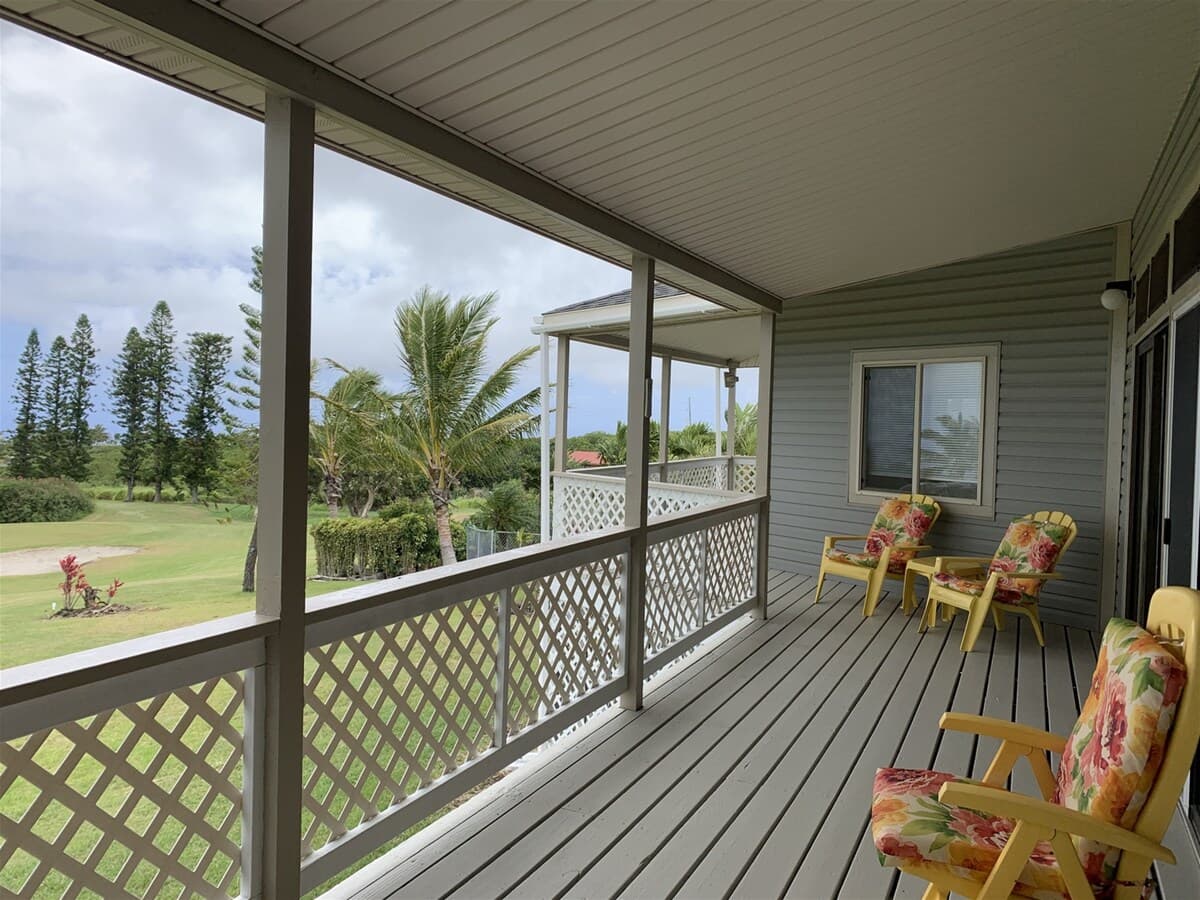 Home in Naalehu · ★4.81 · 2 bedrooms · 3 beds · 2 private baths - Photo 3