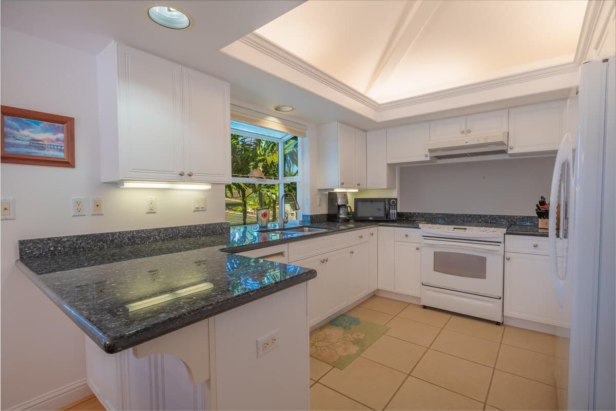 Condo in Princeville · ★4.92 · 3 bedrooms · 3 beds · 3 baths - Photo 5