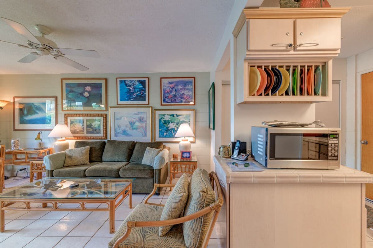 Condo in Maui County · ★4.57 · 1 bedroom · 1 bed · 1 private bath - Photo 5