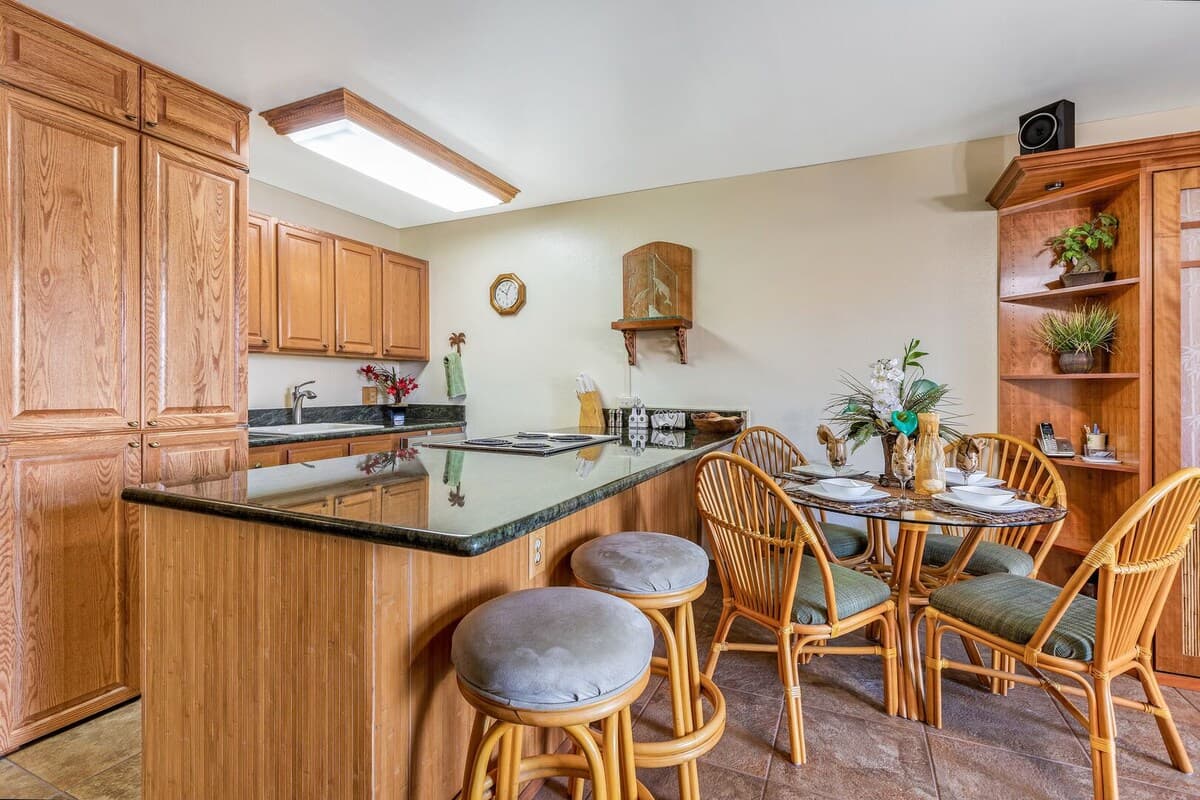 Condo in Kihei · ★4.71 · 1 bedroom · 1 bed · 1 bath - Photo 3