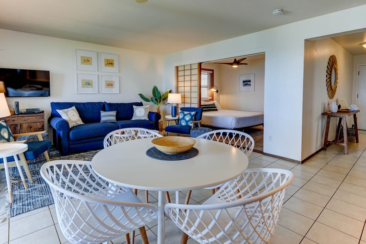 Poipu Palms 102 Oceanfront, pool, near beach - Photo 3