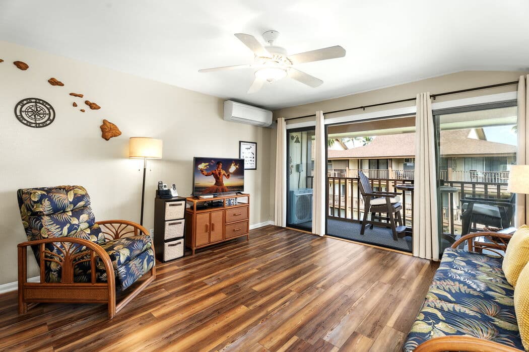 Condo in Kailua-Kona · ★4.83 · 1 bedroom · 2 beds · 1 bath - Photo 1