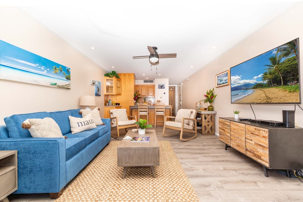 Condo in Lahaina · ★4.86 · 1 bedroom · 2 beds · 1 bath - Photo 1