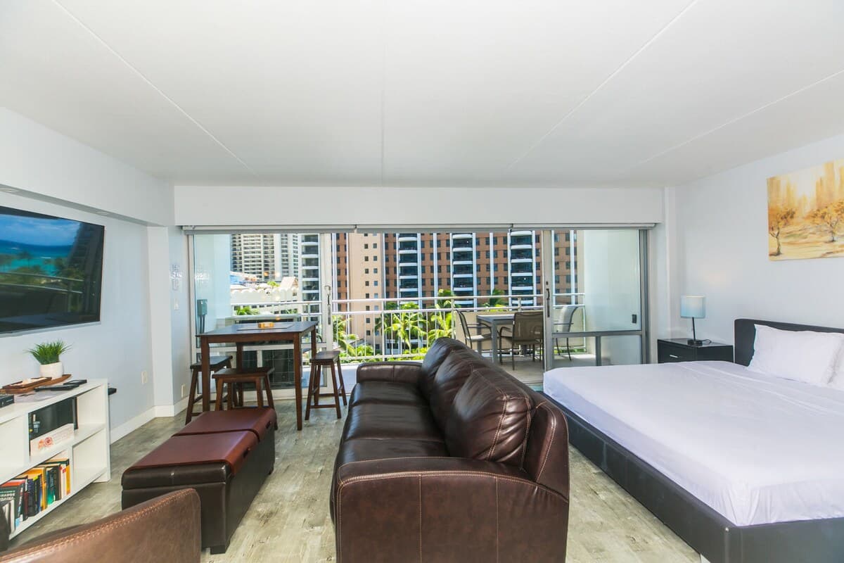 Island Escape - Stunning Ocean Views! Ilikai Hotel - Photo 2
