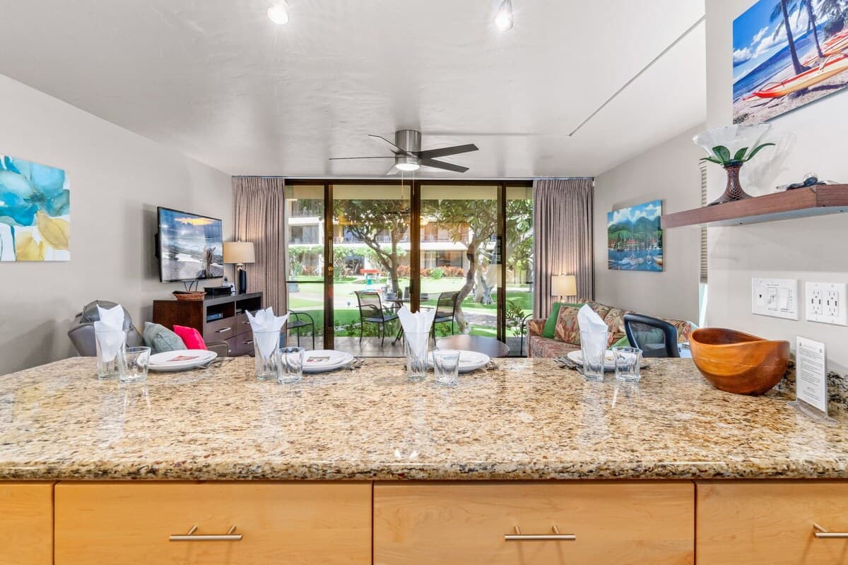 Condo in Kihei · ★4.71 · 1 bedroom · 2 beds · 1 bath - Photo 3