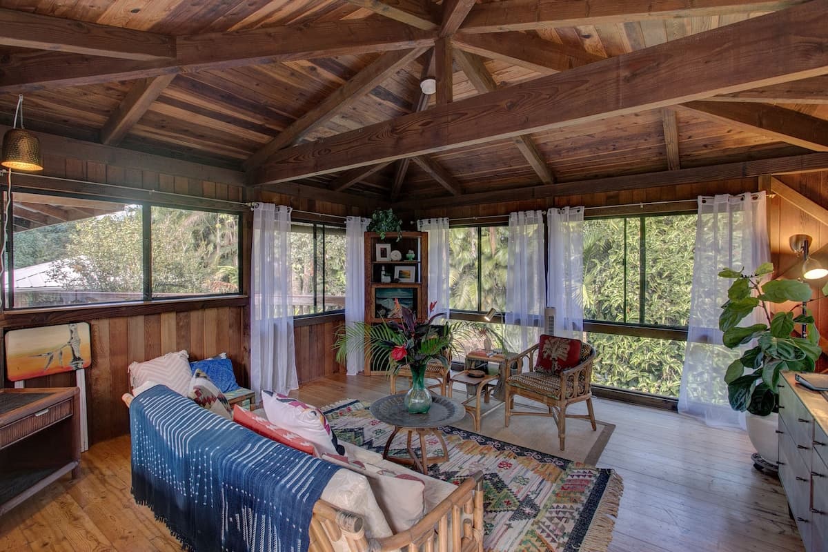 Home in Keaau · ★4.6 · 1 bedroom · 1 bed · 1.5 baths - Photo 2