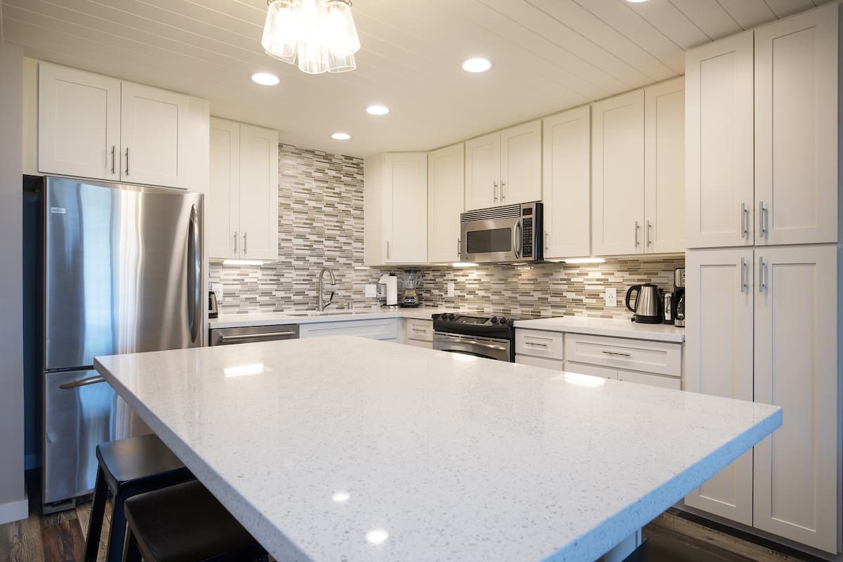 Condo in Kihei · ★4.8 · 1 bedroom · 3 beds · 2 baths - Photo 5