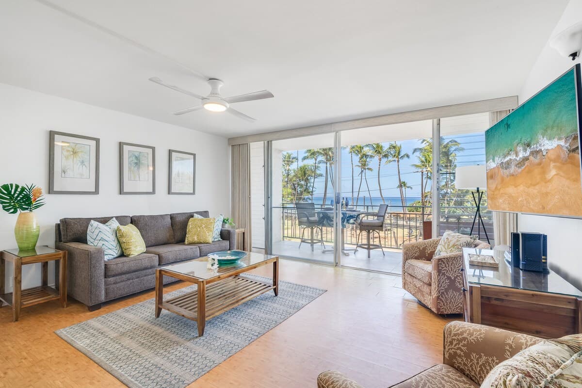 Condo in Kihei · ★4.81 · 1 bedroom · 2 beds · 1 bath - Photo 2
