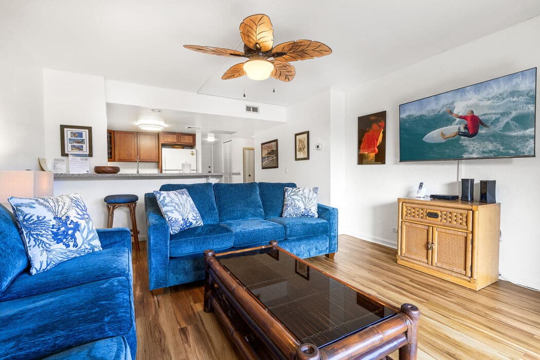 Condo in Kailua-Kona · ★4.86 · 2 bedrooms · 3 beds · 2 baths - Photo 4