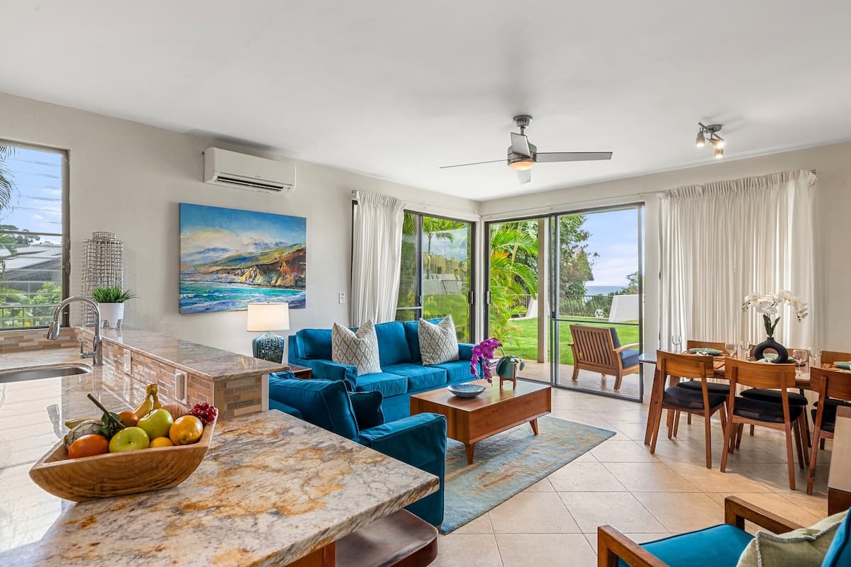 Condo in Lahaina · ★4.64 · 2 bedrooms · 4 beds · 2 baths - Photo 4