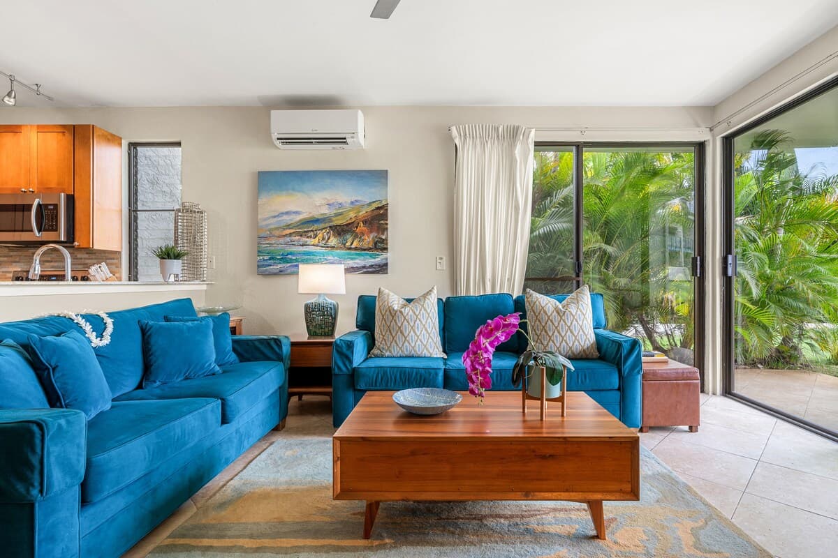 Condo in Lahaina · ★4.64 · 2 bedrooms · 4 beds · 2 baths - Photo 2