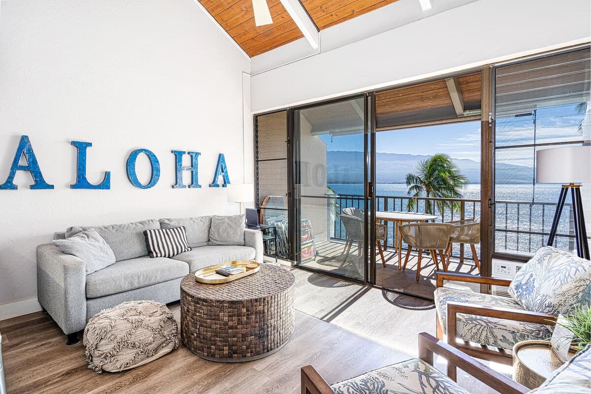 Condo in Wailuku · ★4.7 · 2 bedrooms · 4 beds · 2 private baths - Photo 4