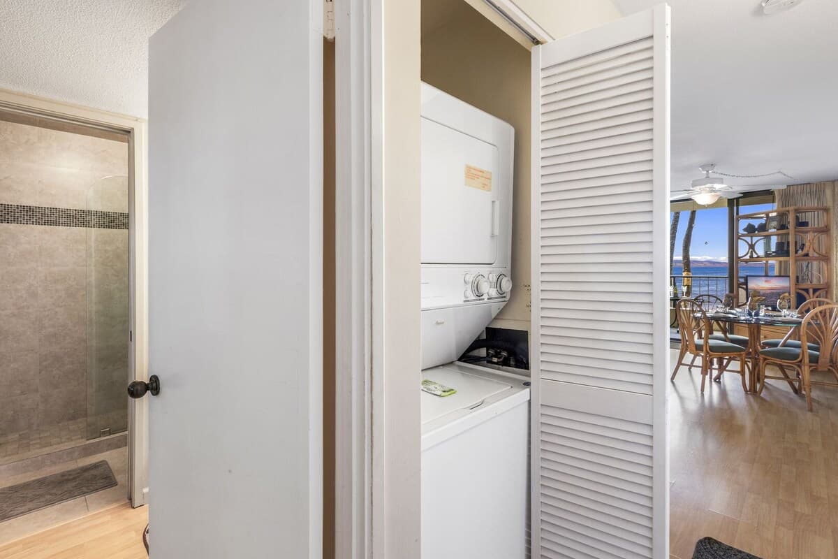Condo in Kihei · ★4.71 · 1 bedroom · 2 beds · 1 bath - Photo 5